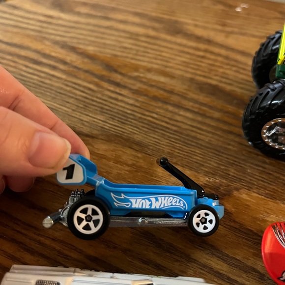 LOOSE Mattel HOT WHEELS Die Cast Cars Lot of 6 Cars - Picture 4 of 14